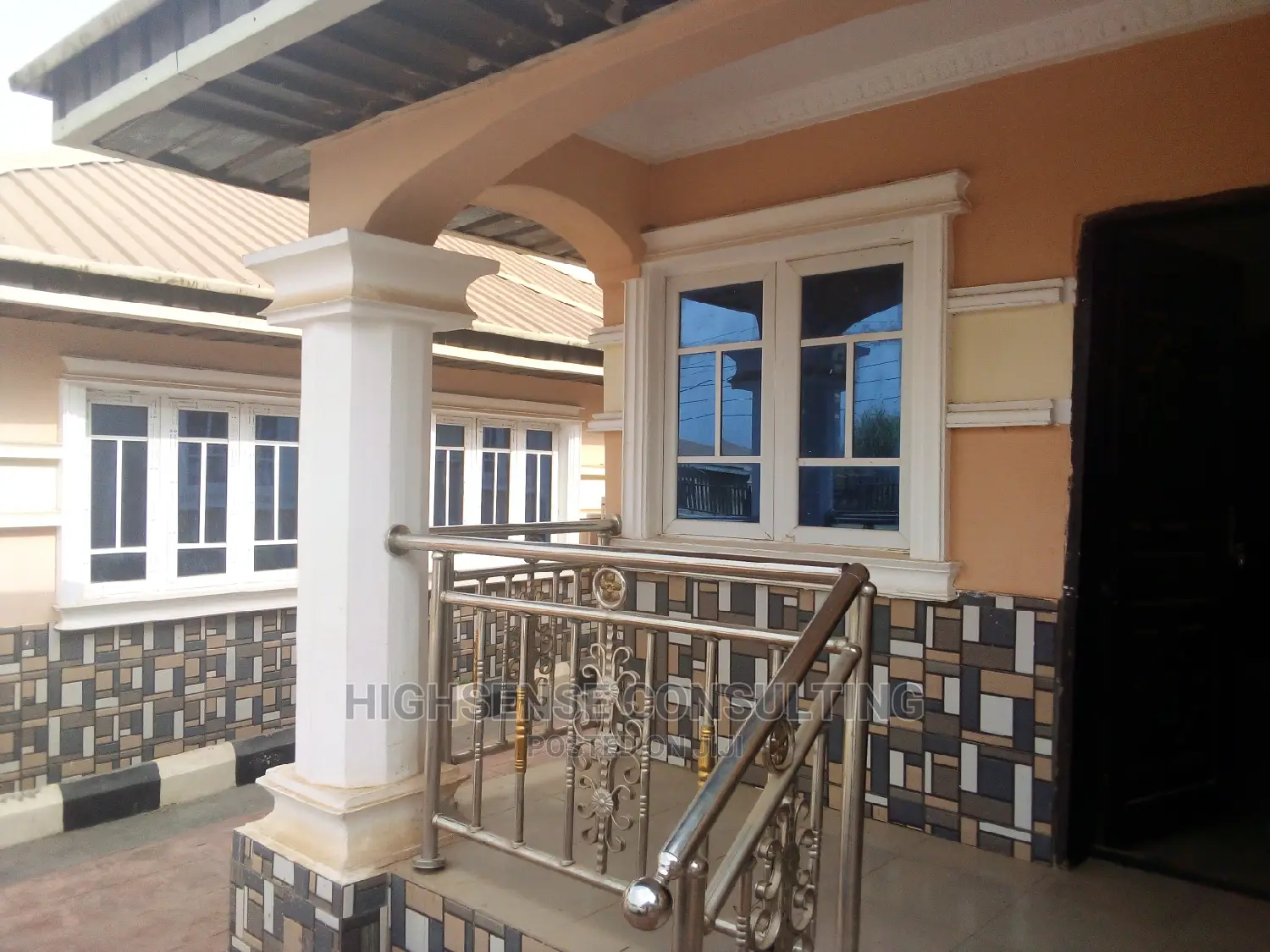 Professional Cleaning Service With Free Fumigation