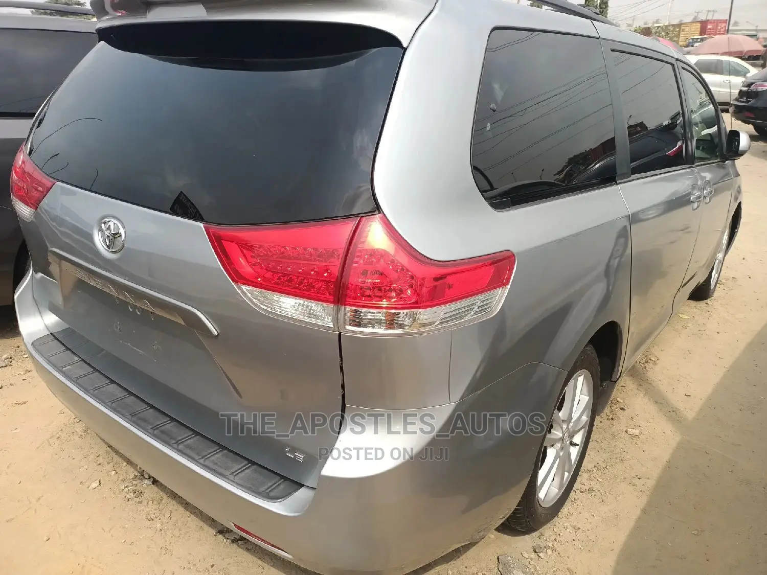 Toyota Sienna LE FWD 8-Passenger 2013 Gray