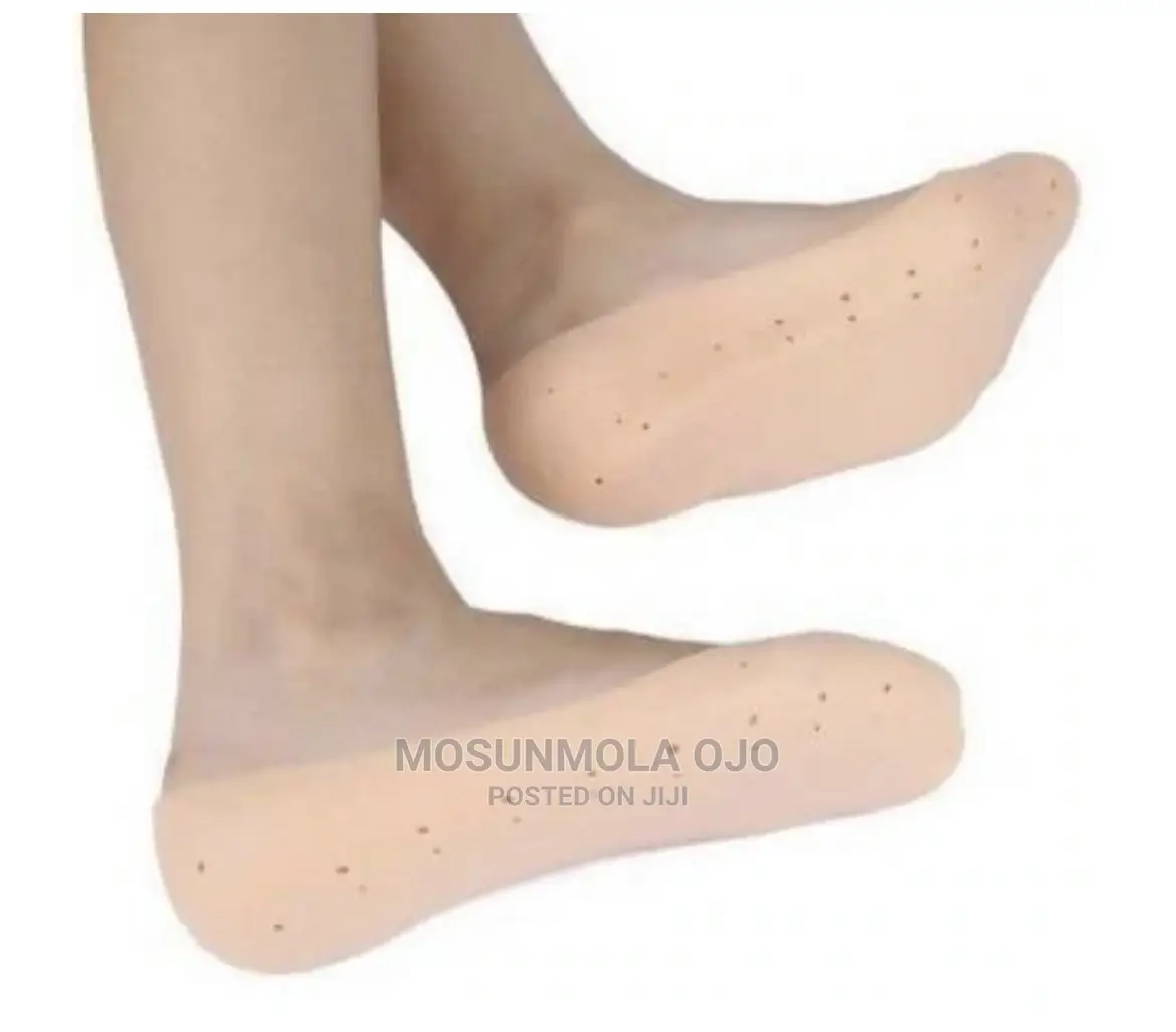 Silicone Pain Relief Slip-On Pads for Crack Feet