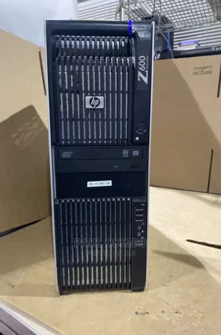 Desktop Computer HP 32GB Intel Xeon SSD 1T