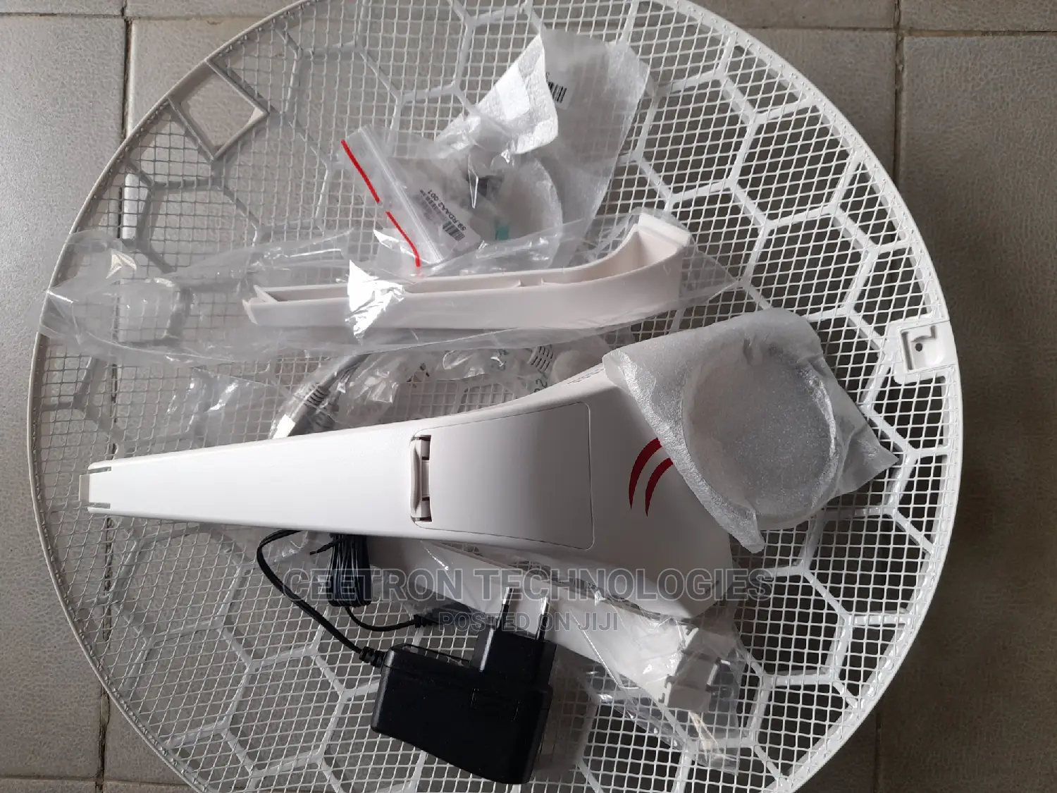 MIKROTIK:Rblhg-5nd LHG 5 Integrated Antenna, Routeros L3
