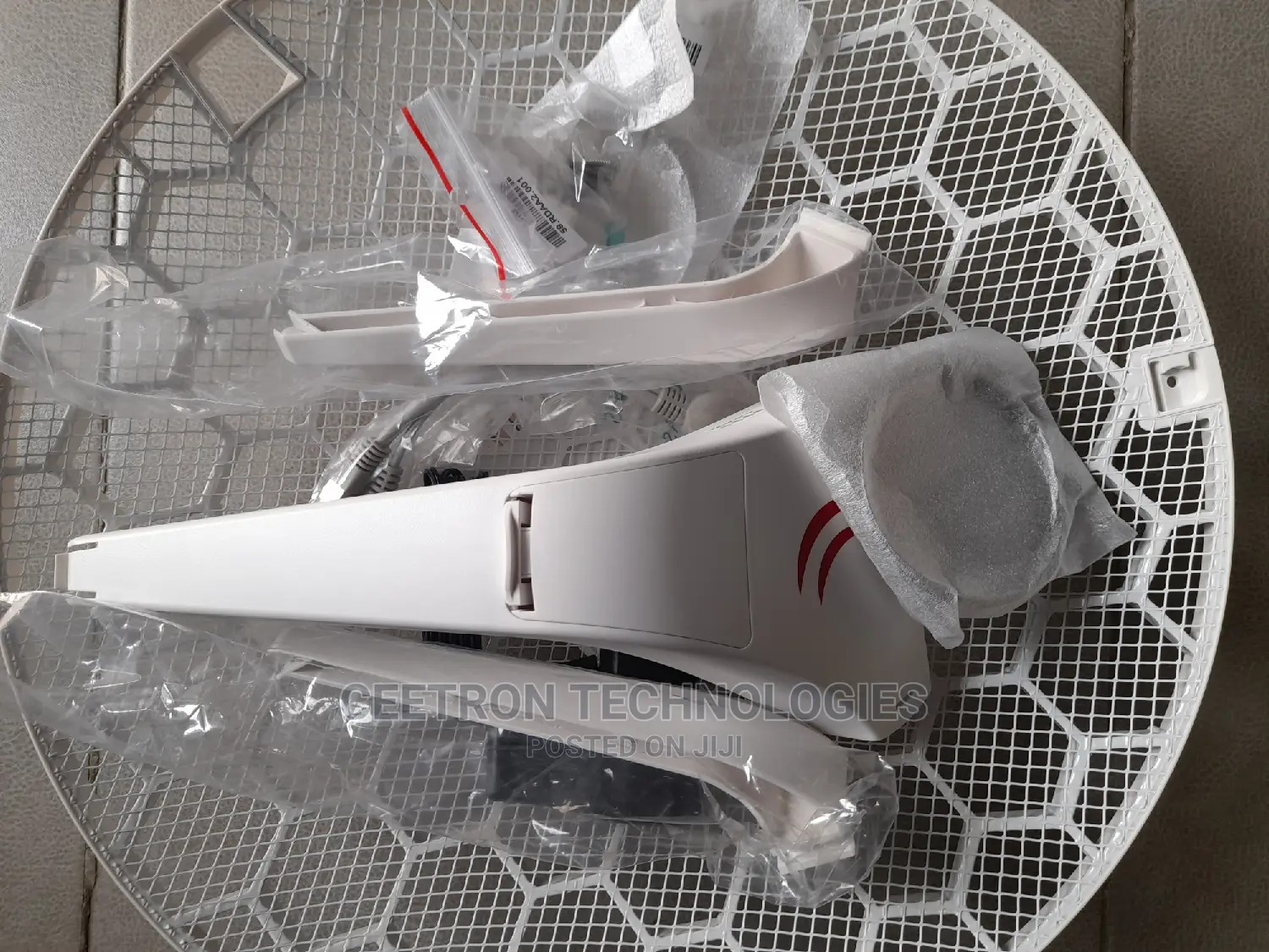 MIKROTIK:Rblhg-5nd LHG 5 Integrated Antenna, Routeros L3