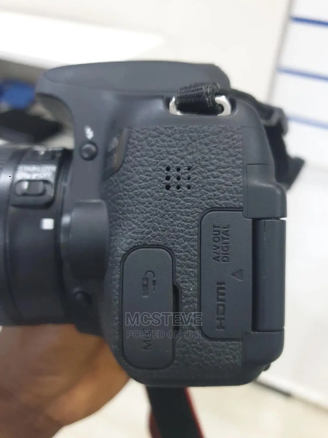 Canon EOS 750D DSLR Camera With Extra Battery