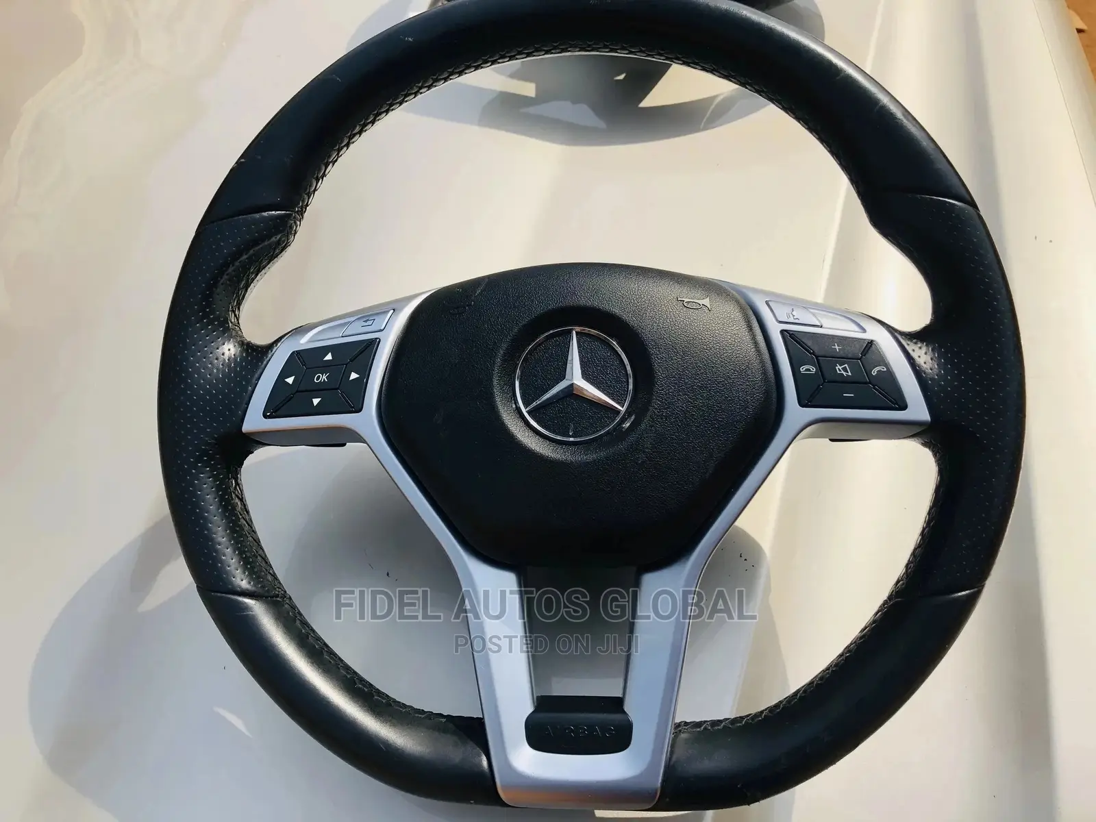 Quality Mercedes Benz AMG E350 2013 Steering Wheel.