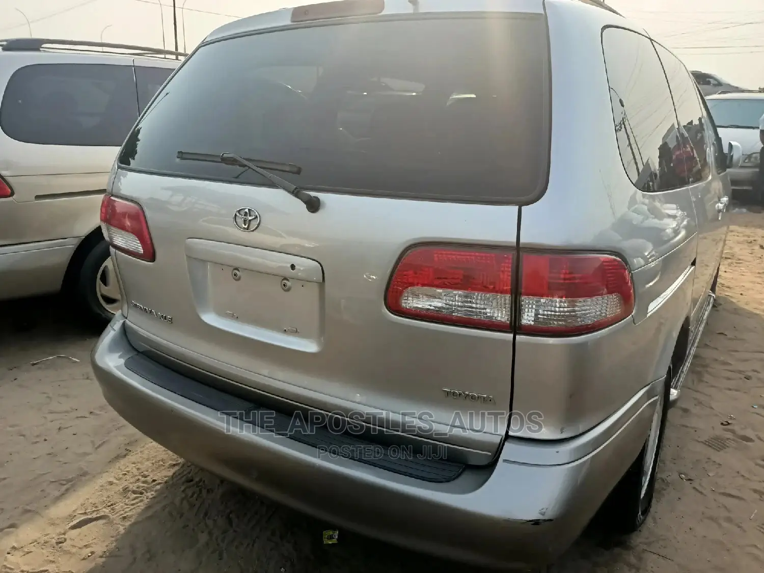 Toyota Sienna XLE 2002 Silver