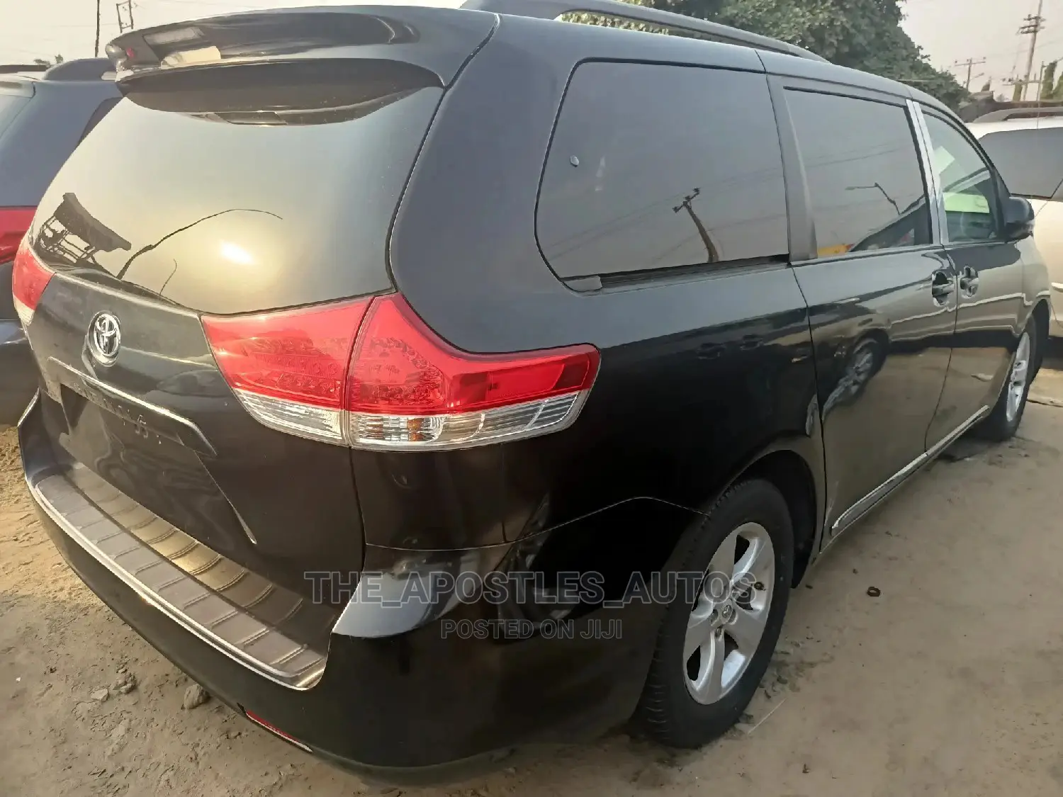 Toyota Sienna XLE 7 Passenger 2012 Black