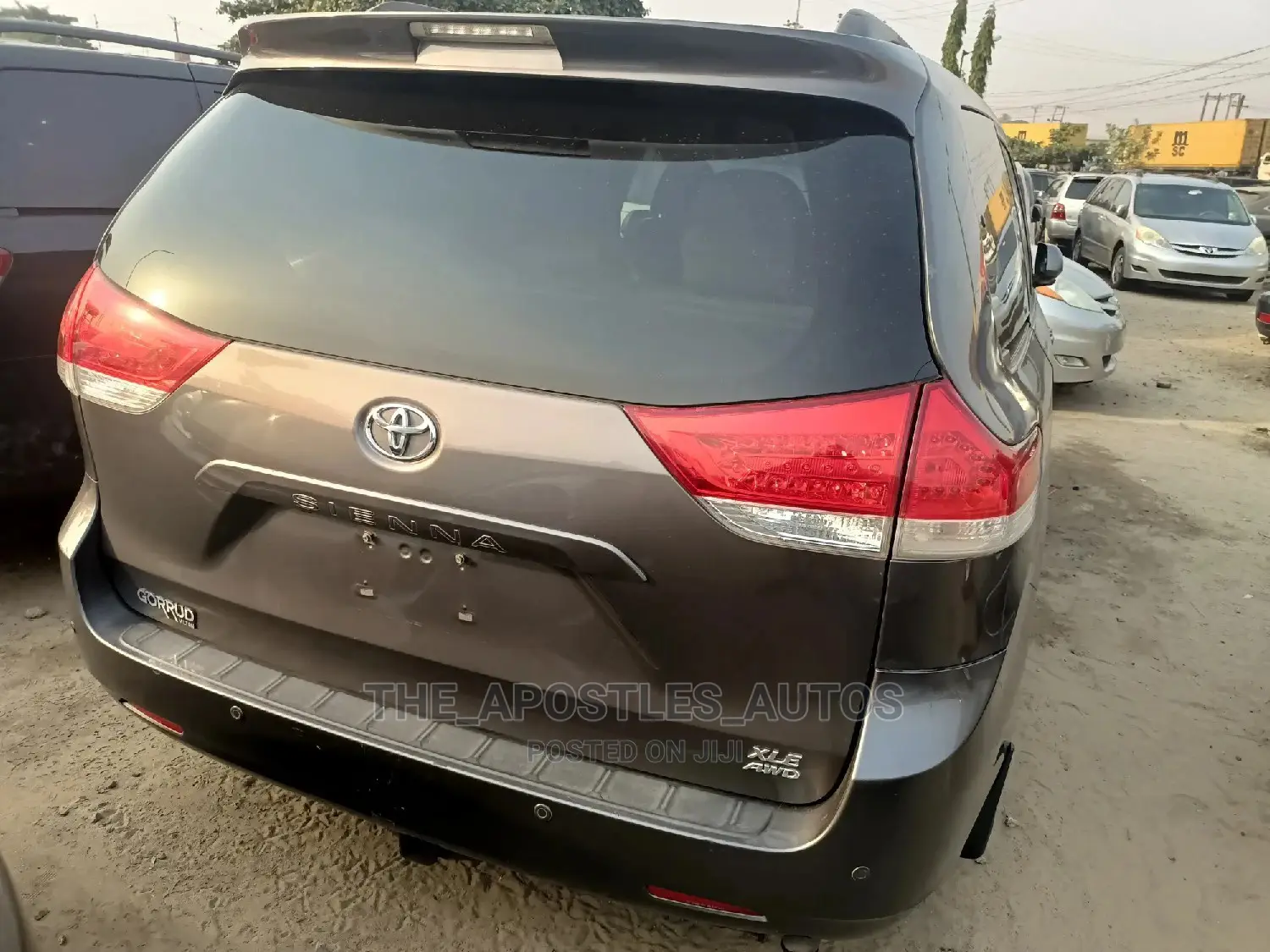 Toyota Sienna XLE 7 Passenger Mobility 2012 Gray