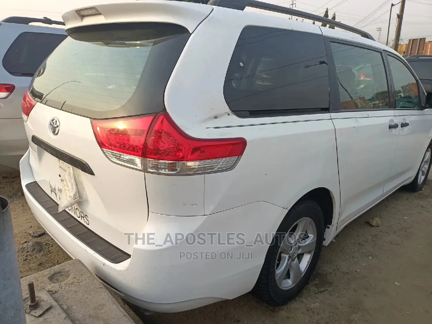 Toyota Sienna Limited AWD 7-Passenger 2013 White