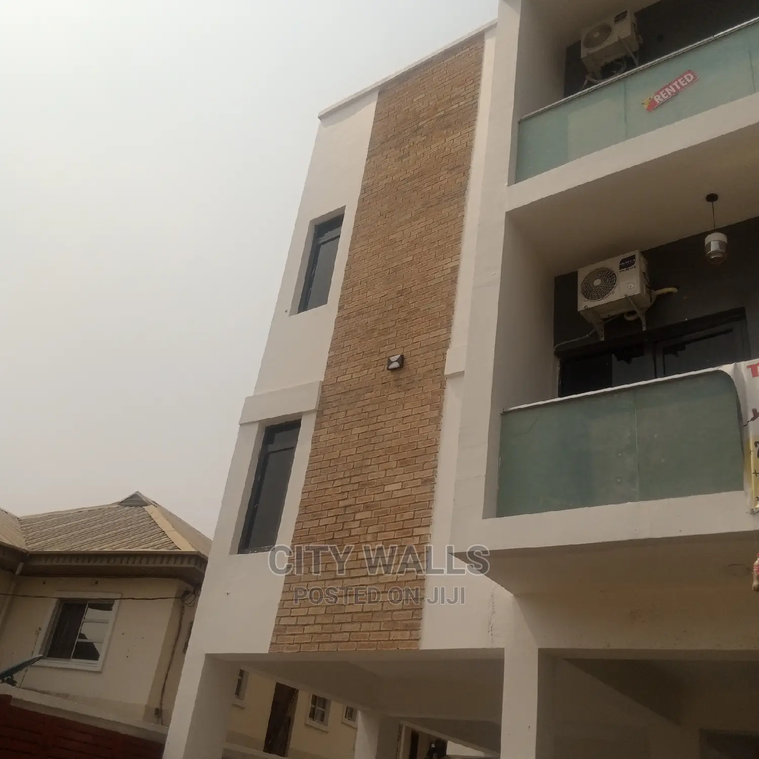 2bdrm Block of Flats in Southern View Estate, Chevron for rent