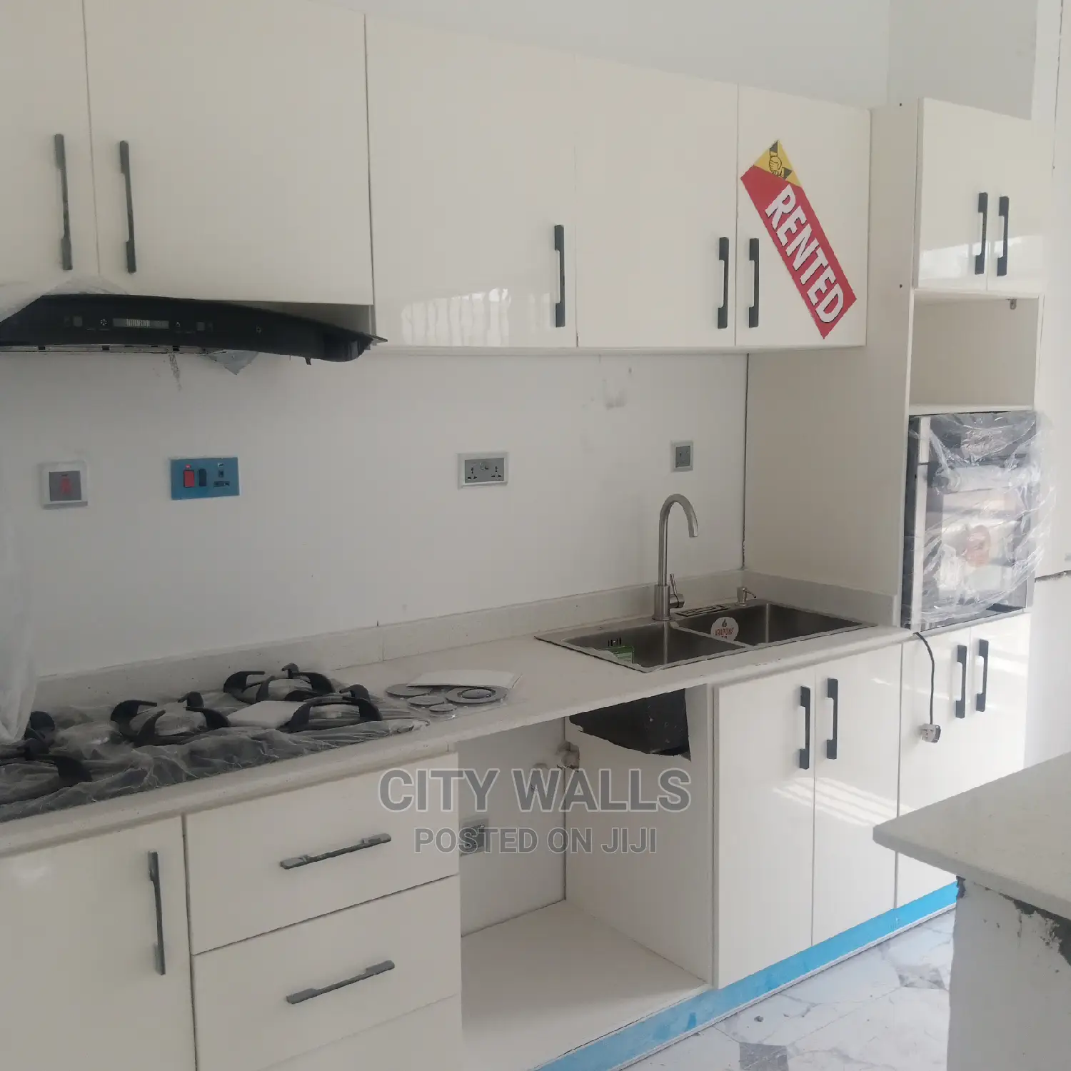 2bdrm Block of Flats in Southern View Estate, Chevron for rent
