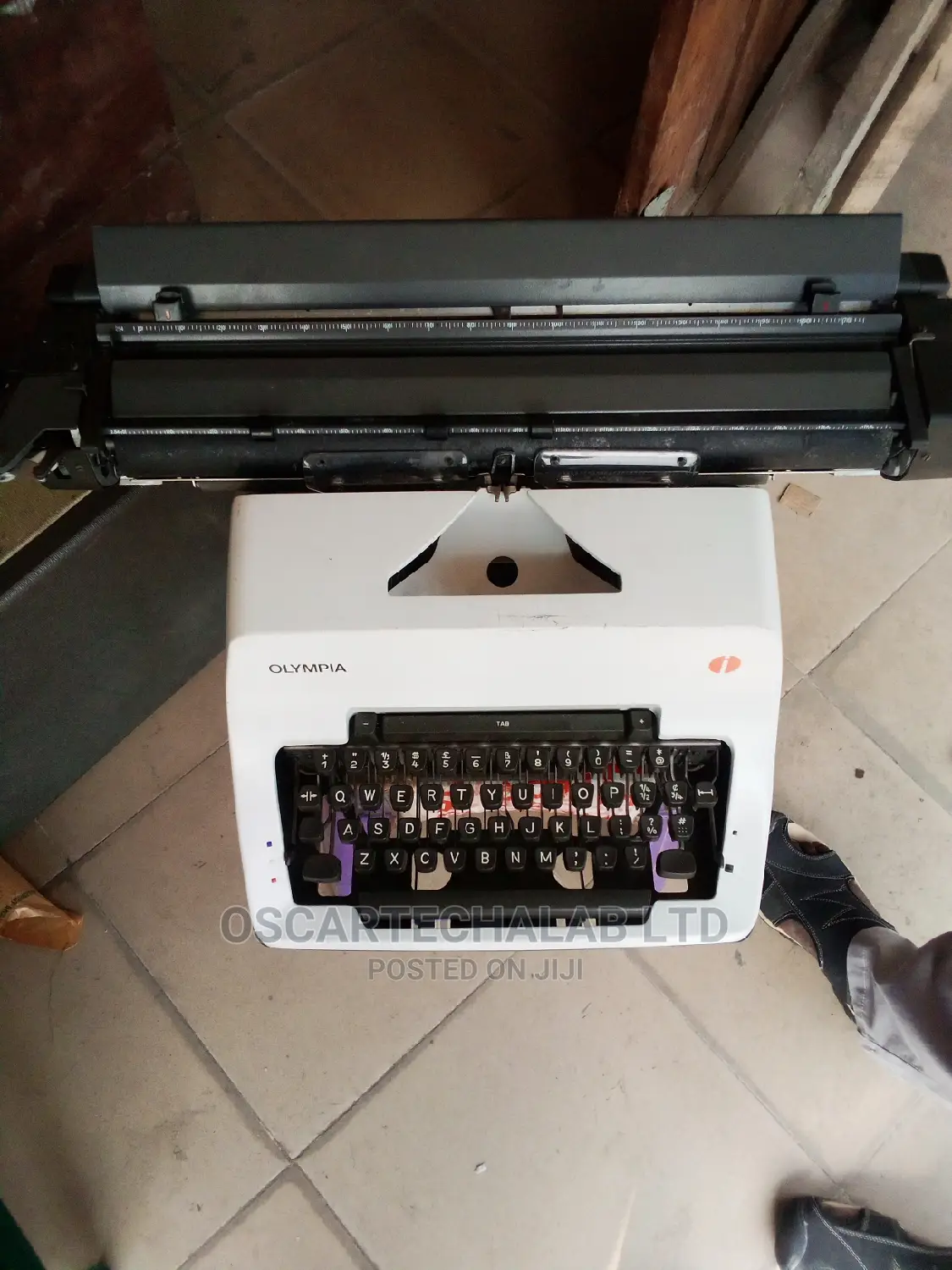 Olympia Manual Standard 18 Inches