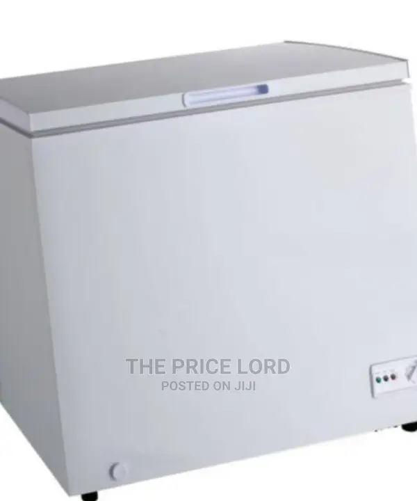 Lg Freezer 215. 190 Litres Gross. White With Lock and Key
