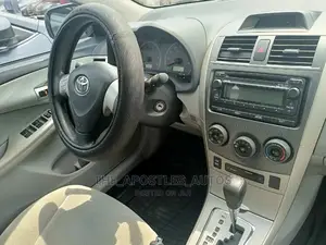 Toyota Corolla 2012 Blue