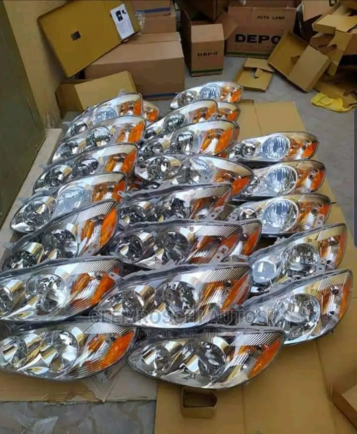 High Quality Certified Head Lights Toyota Corolla 2003-2006