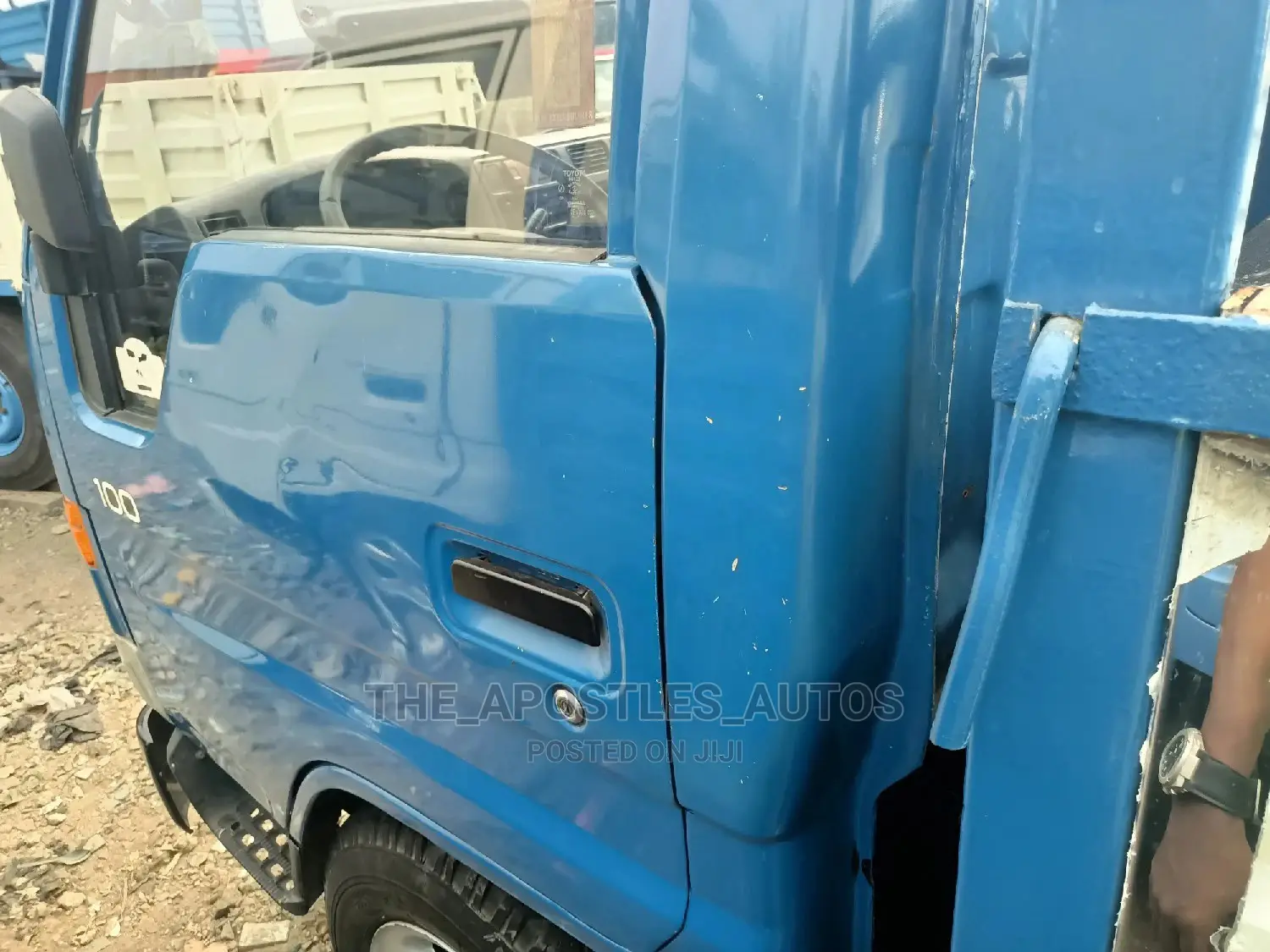 Toyota Dyna 100 Mini Truck