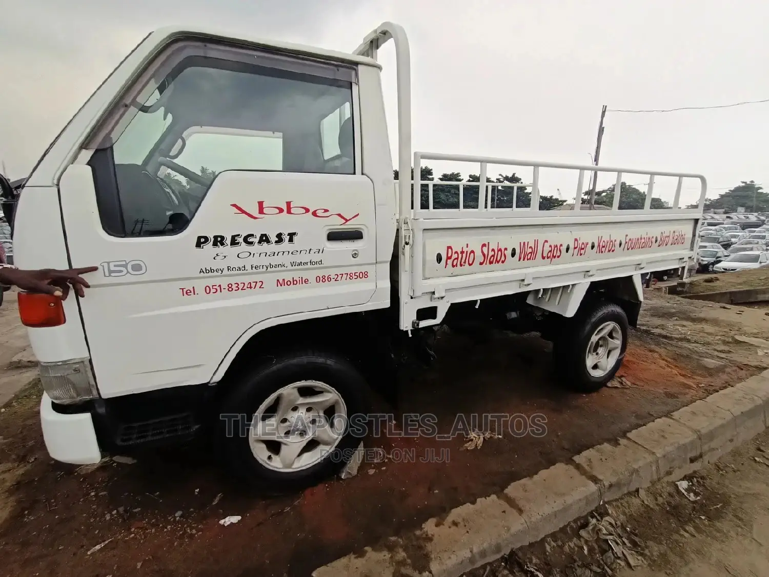 Toyota Dyna 4 Tyres Mini Bus