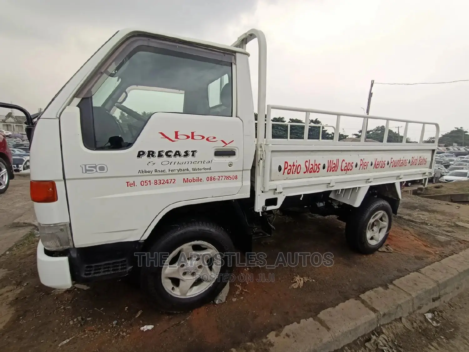 Toyota Dyna 4 Tyres Mini Bus