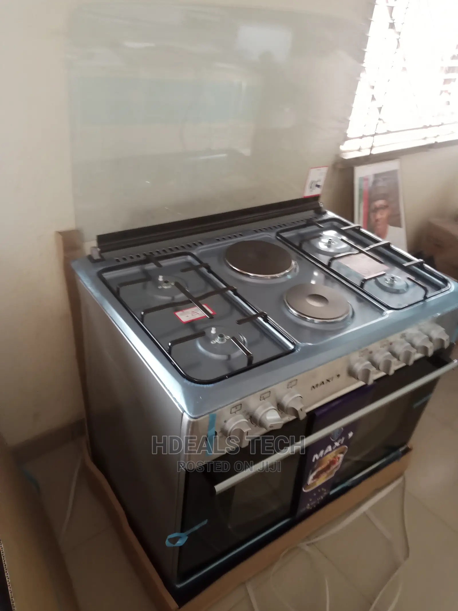 Maxi 60*90 4 Gas + 2 Electric Cooker