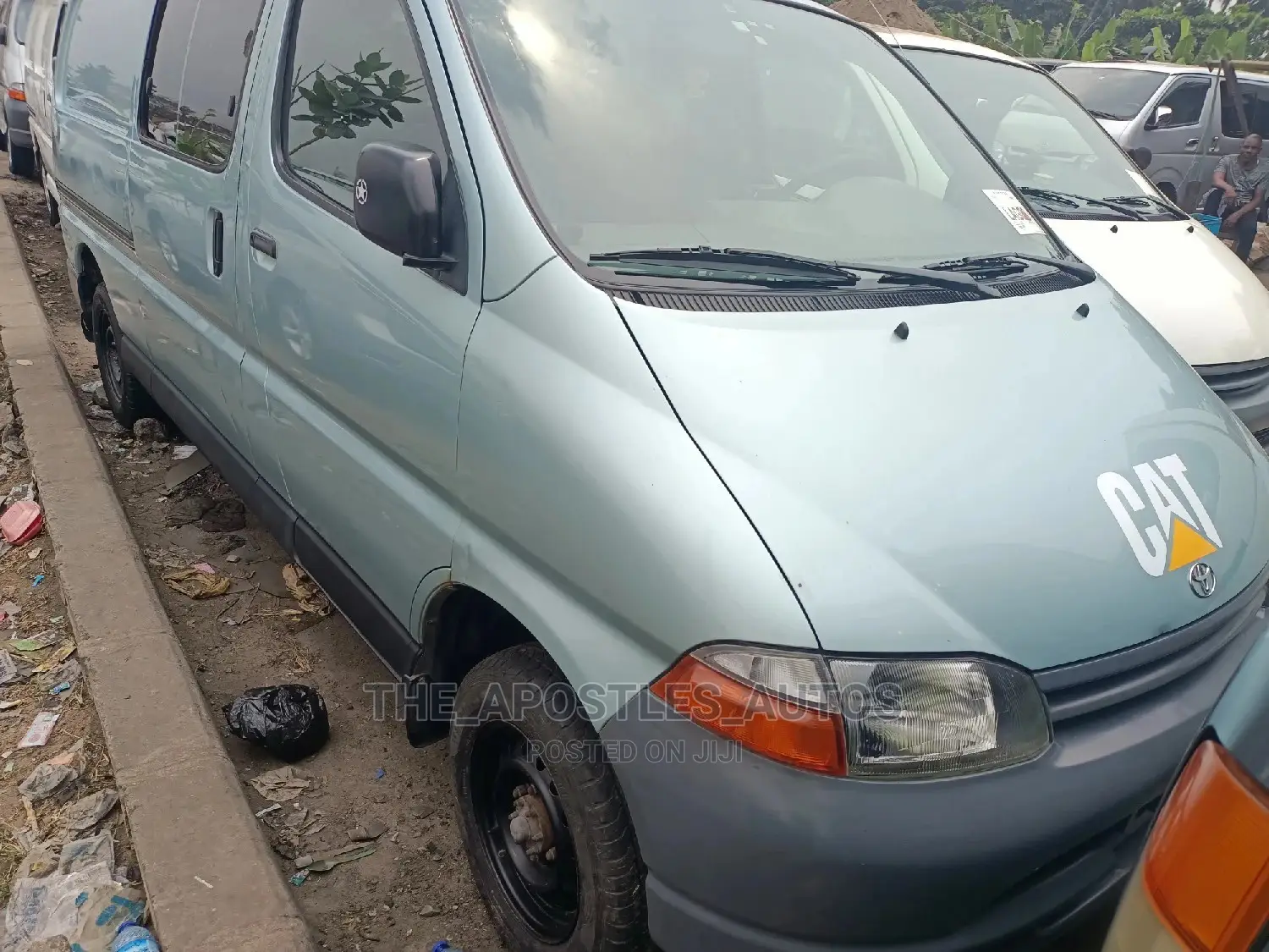 Toyota HiAce 1998 Blue