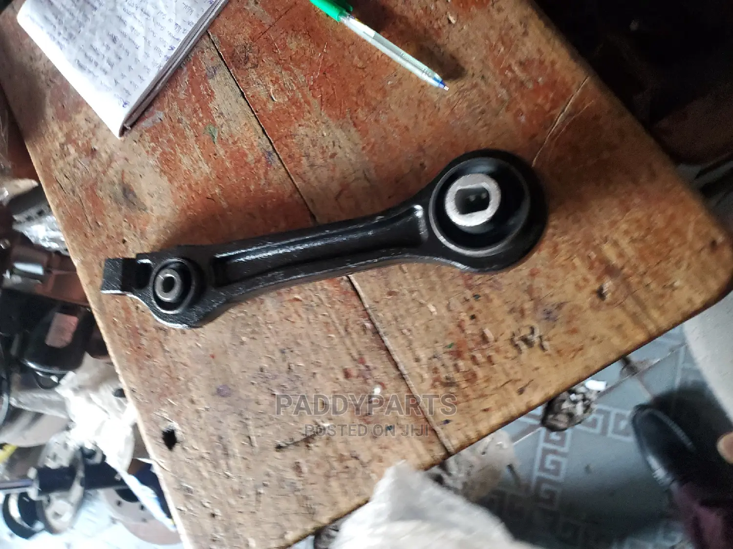 Chrysler 300c Lower Arm