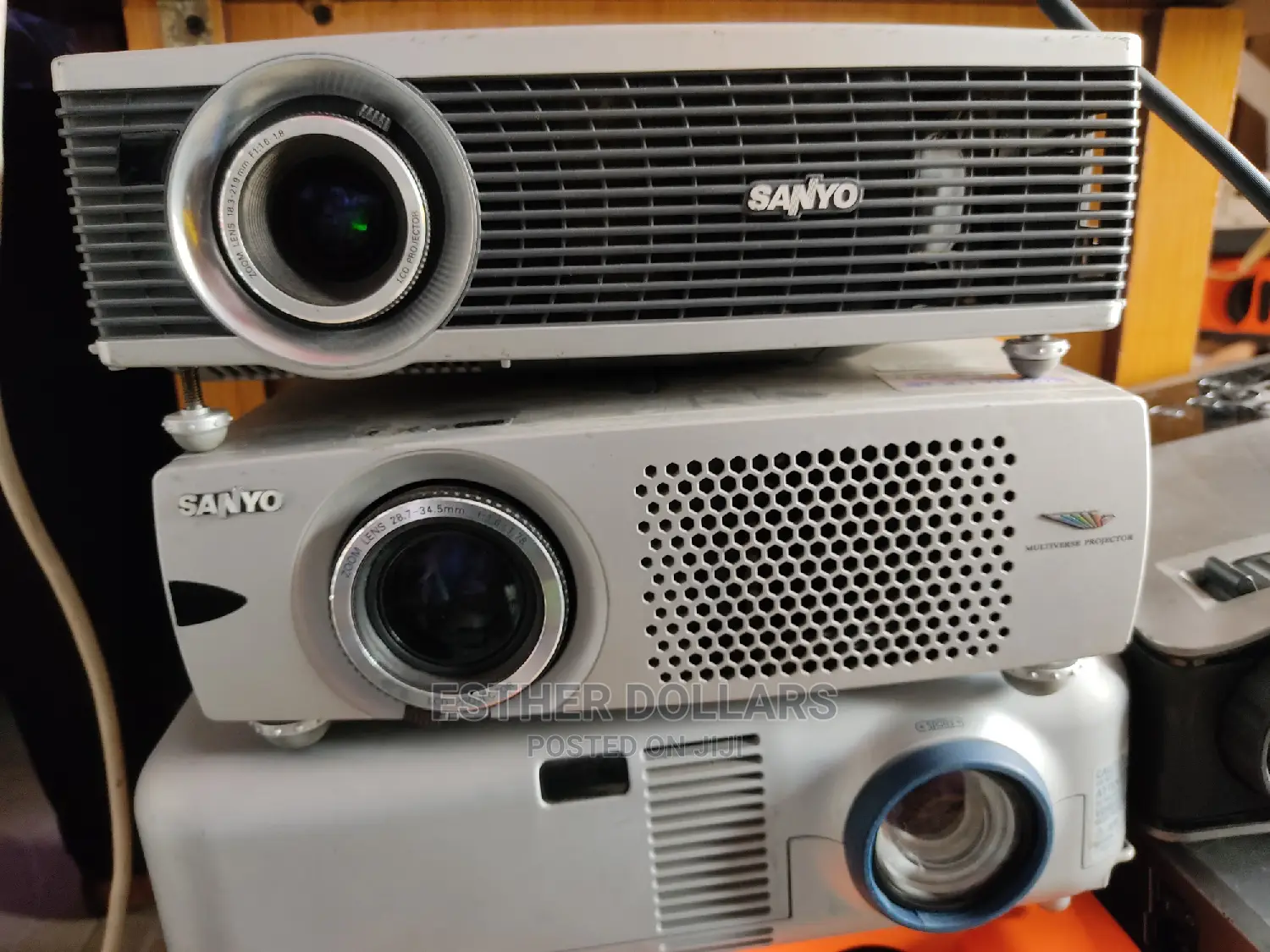 Very Cheap and Affordable Projectors for Teaching