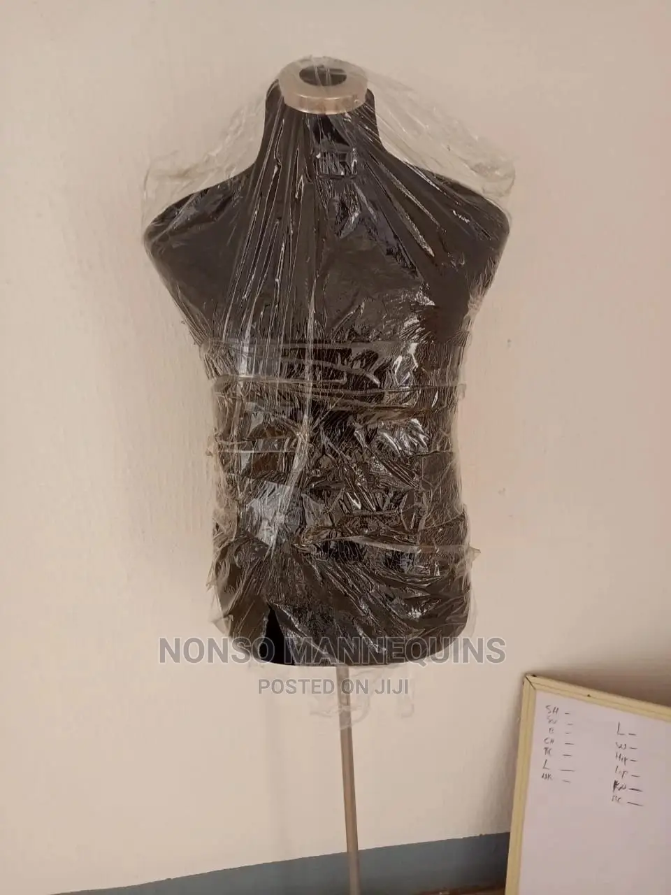 Black Body Male Pinnable Adjustable Height Dressform