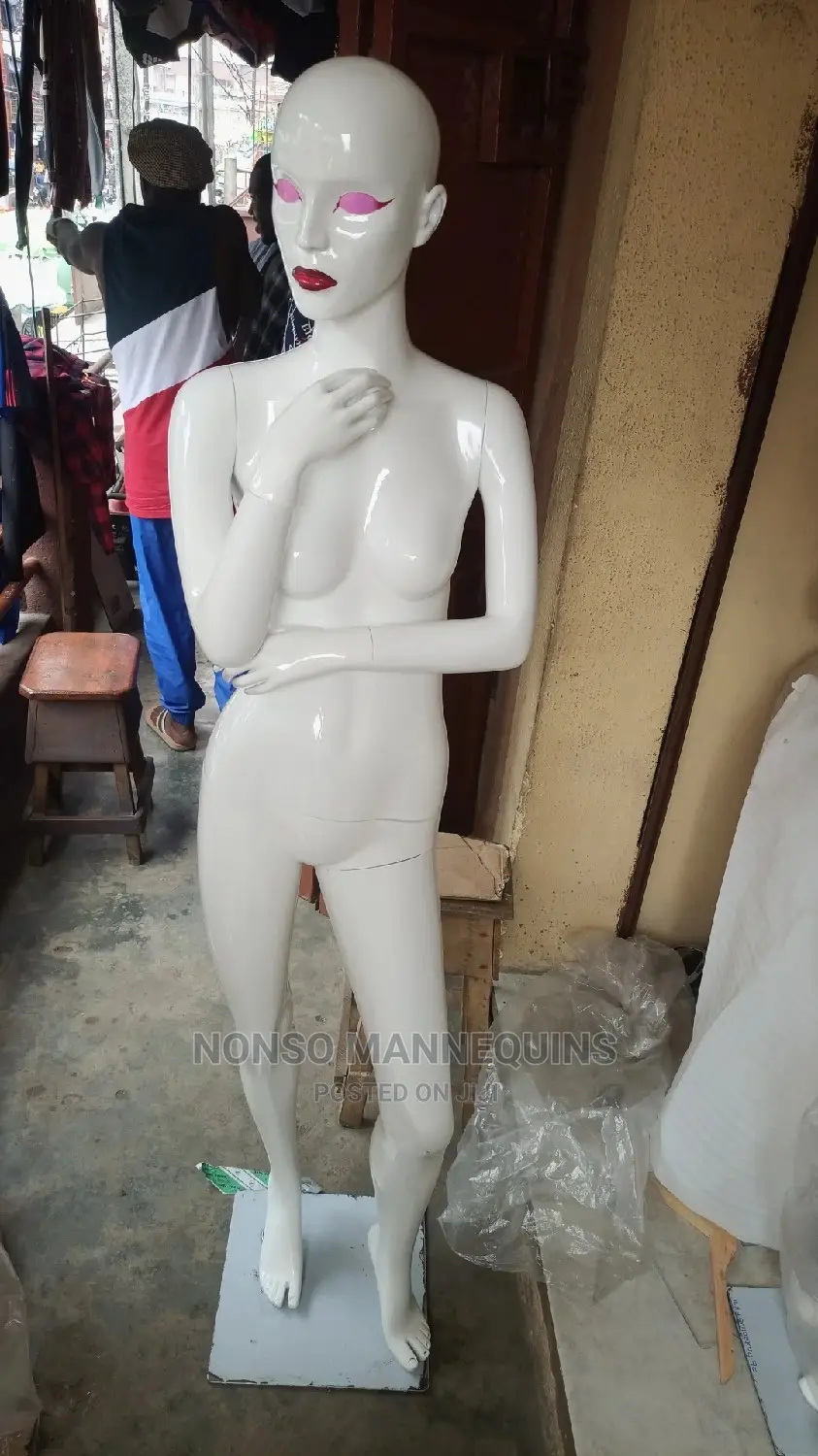 Glossy White Size 8 Fibre Display Mannequin