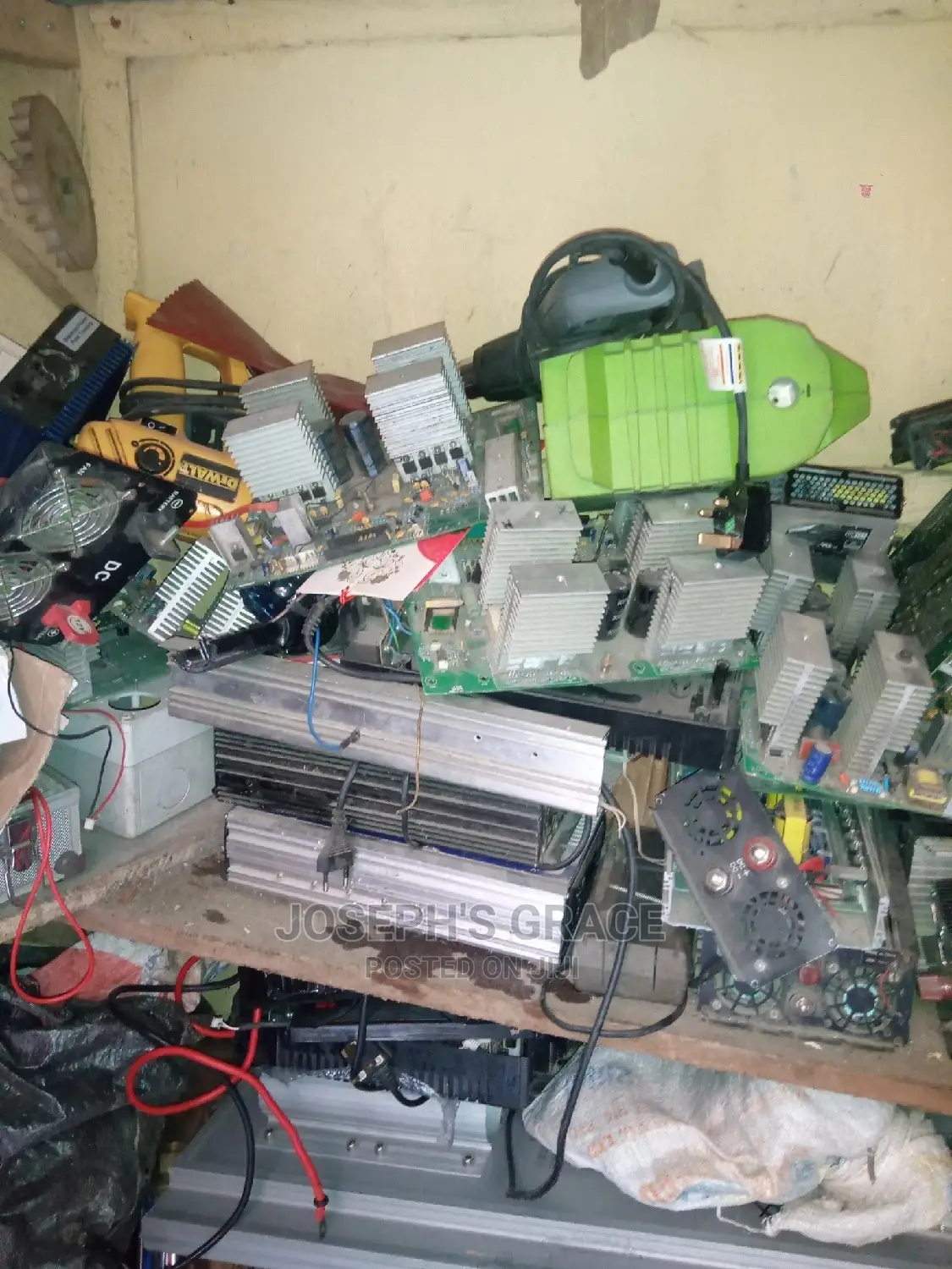 Professional Inverter Diagnotics, Construction and Repair.