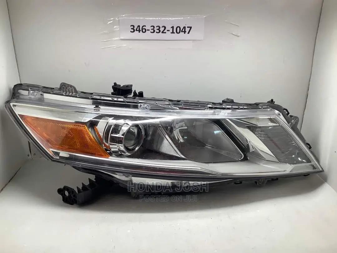 Headlights 2010 to 2012 Model Honda Crosstour(Original)