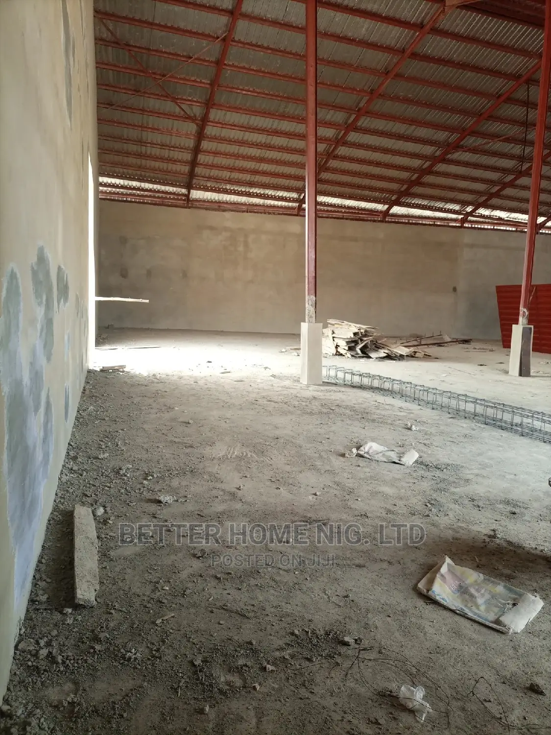 Warehouse 10000 Square Meter Capacity