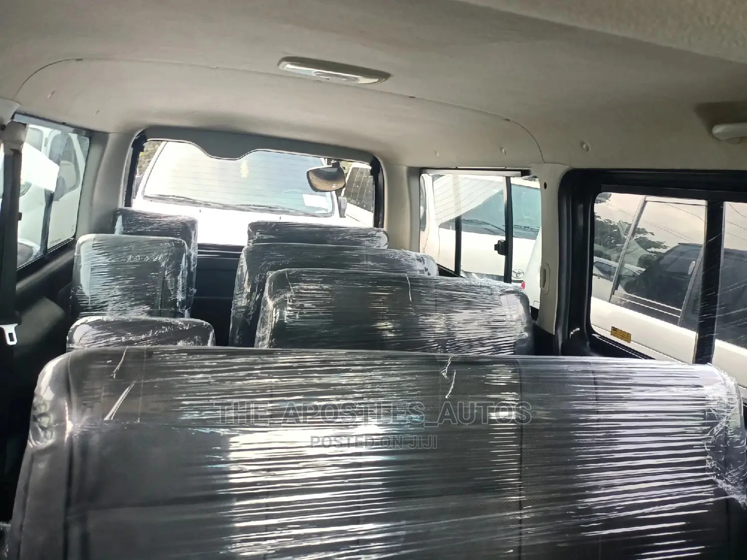 Toyota HiAce 2009 Black