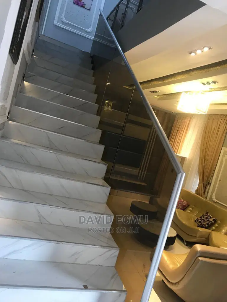 Frameless Glass Balcony and Stairs