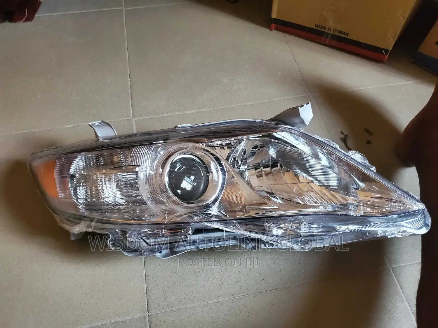 Headlights For Toyota Camry 2010/11 Model Taiwan Made