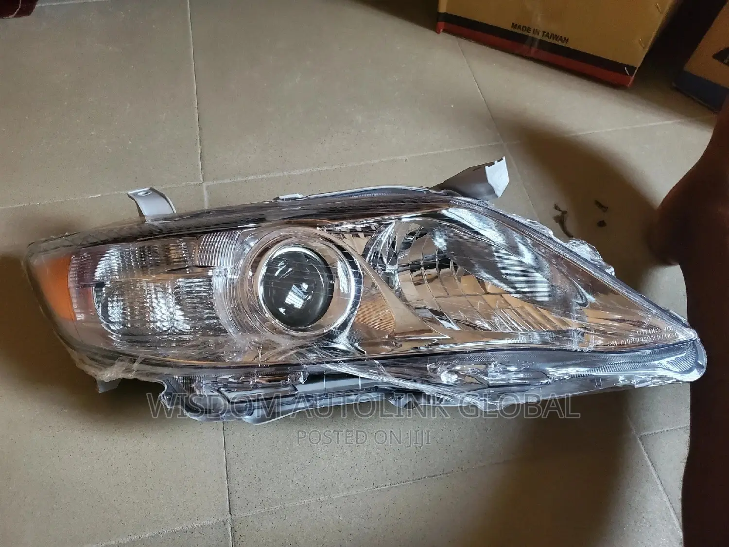 Headlights For Toyota Camry 2010/11 Model Taiwan Made