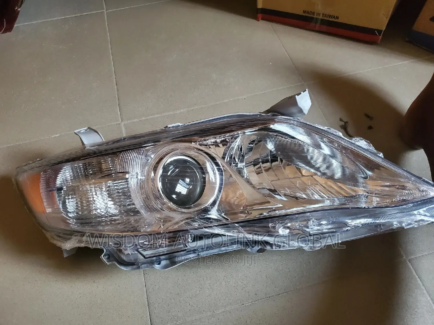 Headlights For Toyota Camry 2010/11 Model Taiwan Made