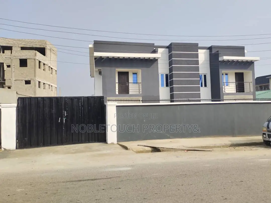 4bdrm Duplex in Ajah Lagos, Ibeju for Sale