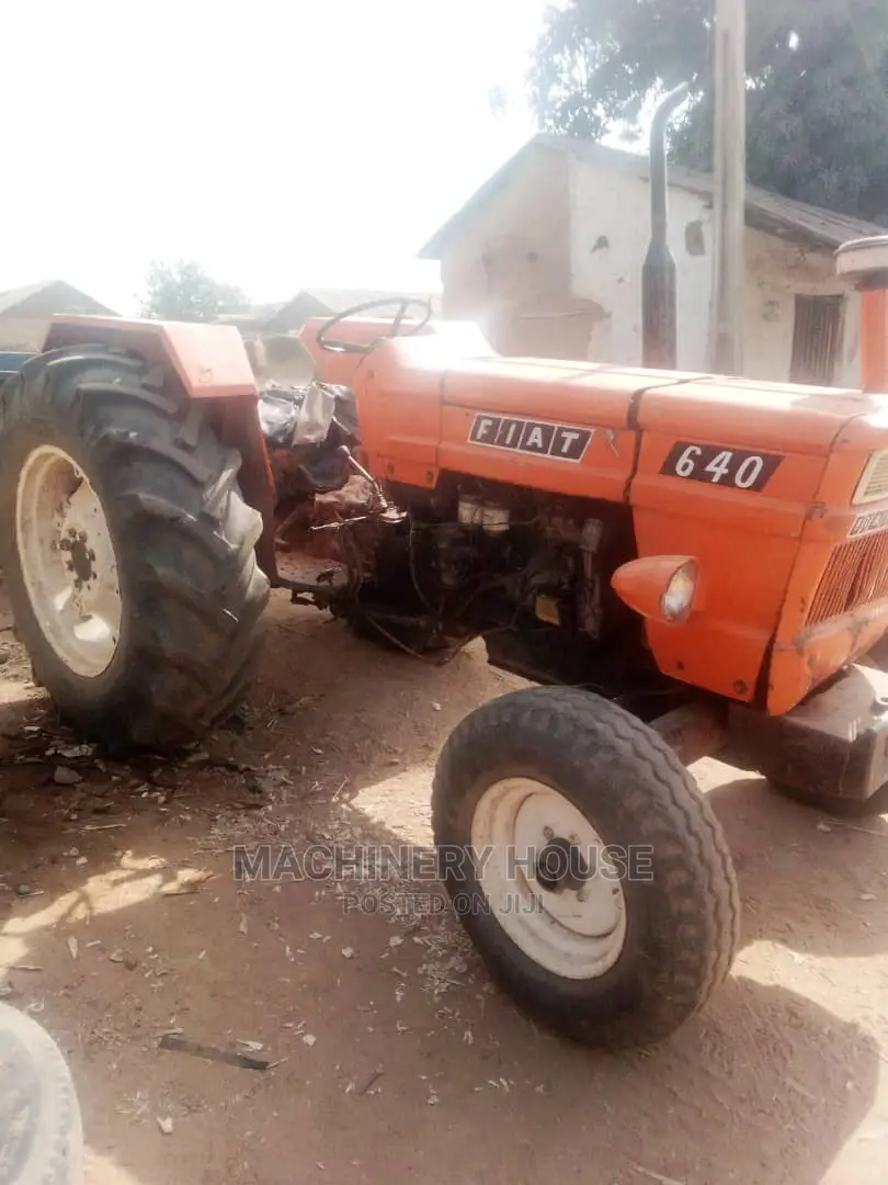 Fiat Tractor 640