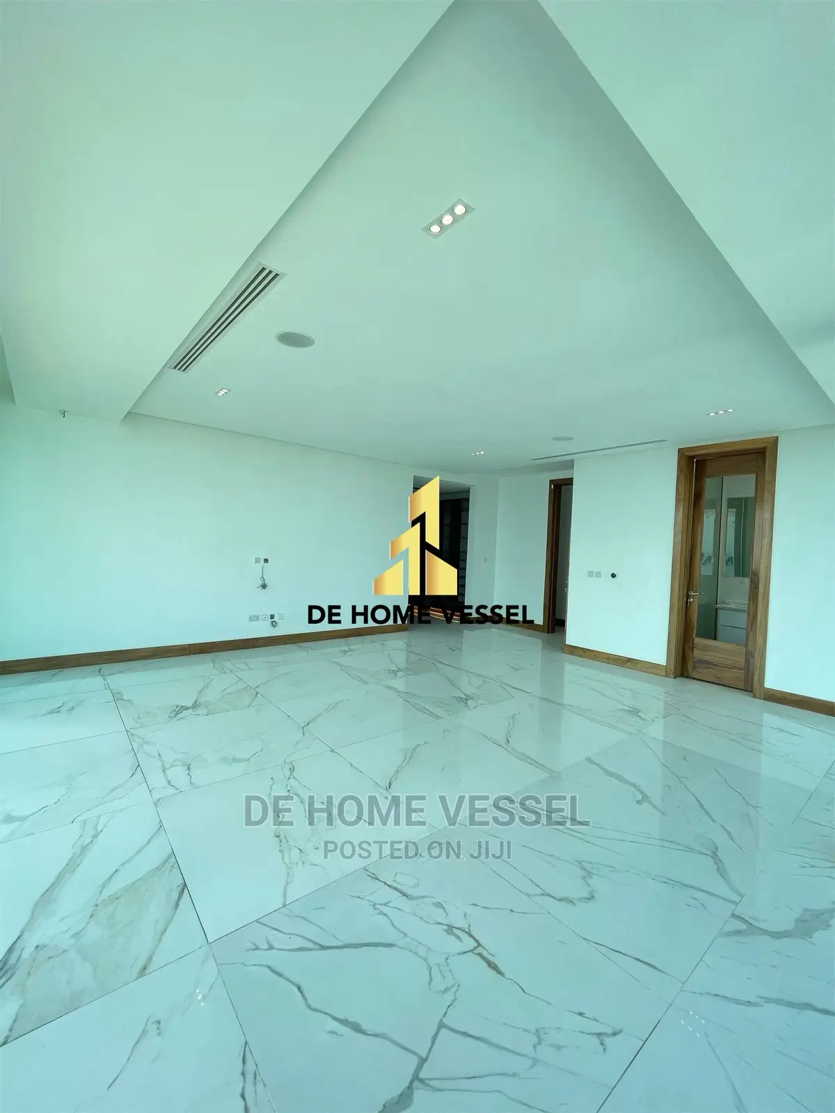 5bdrm Penthouse in Ikoyi for sale