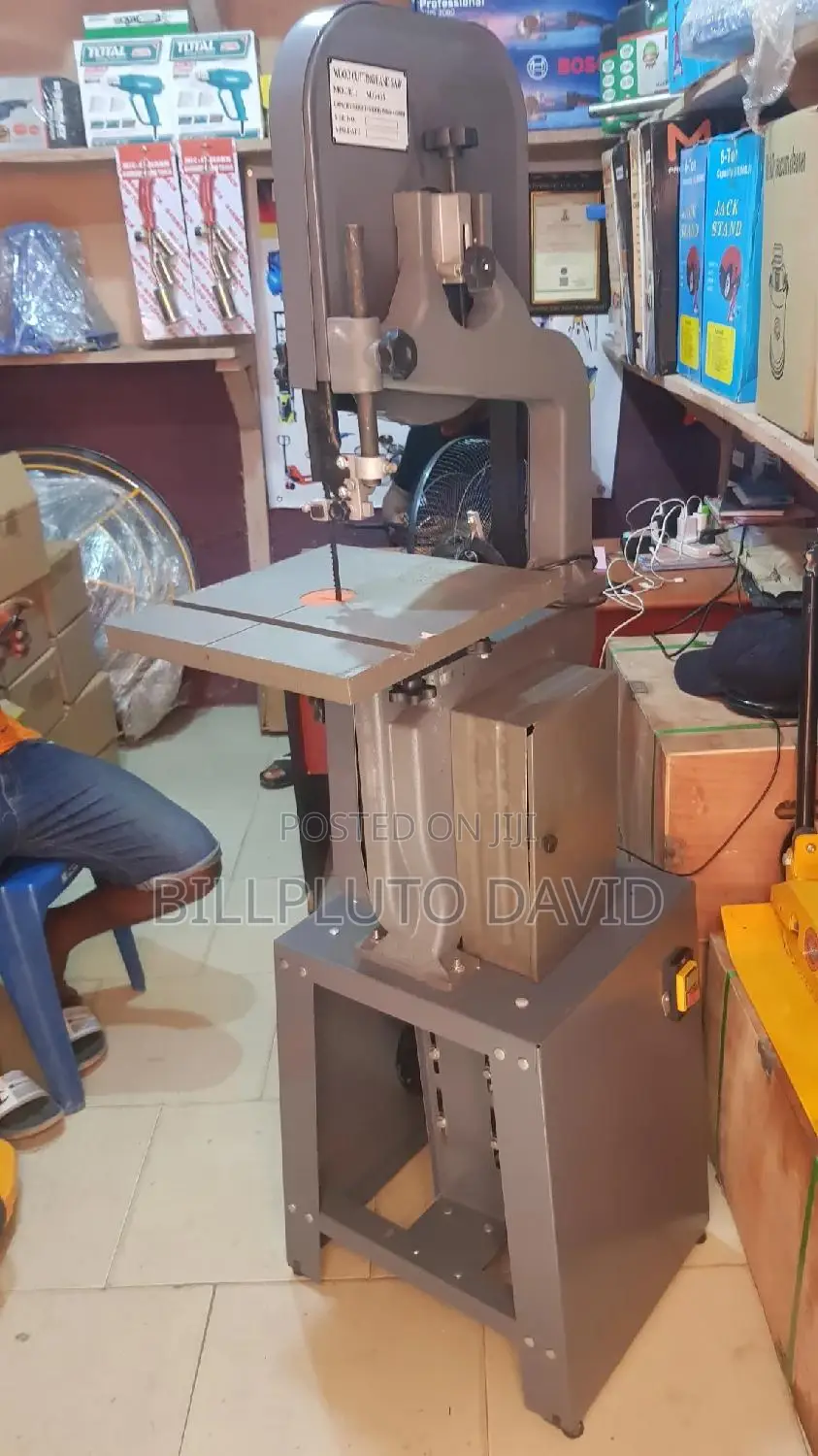 Wood Cutting Band Saw 14"