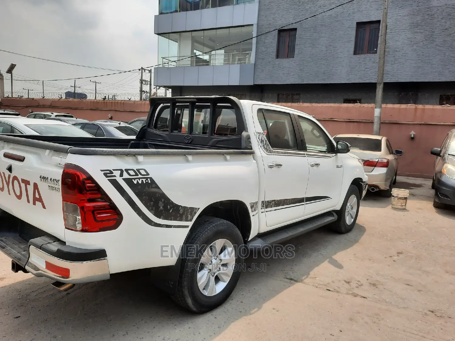 Toyota Hilux 2020 White