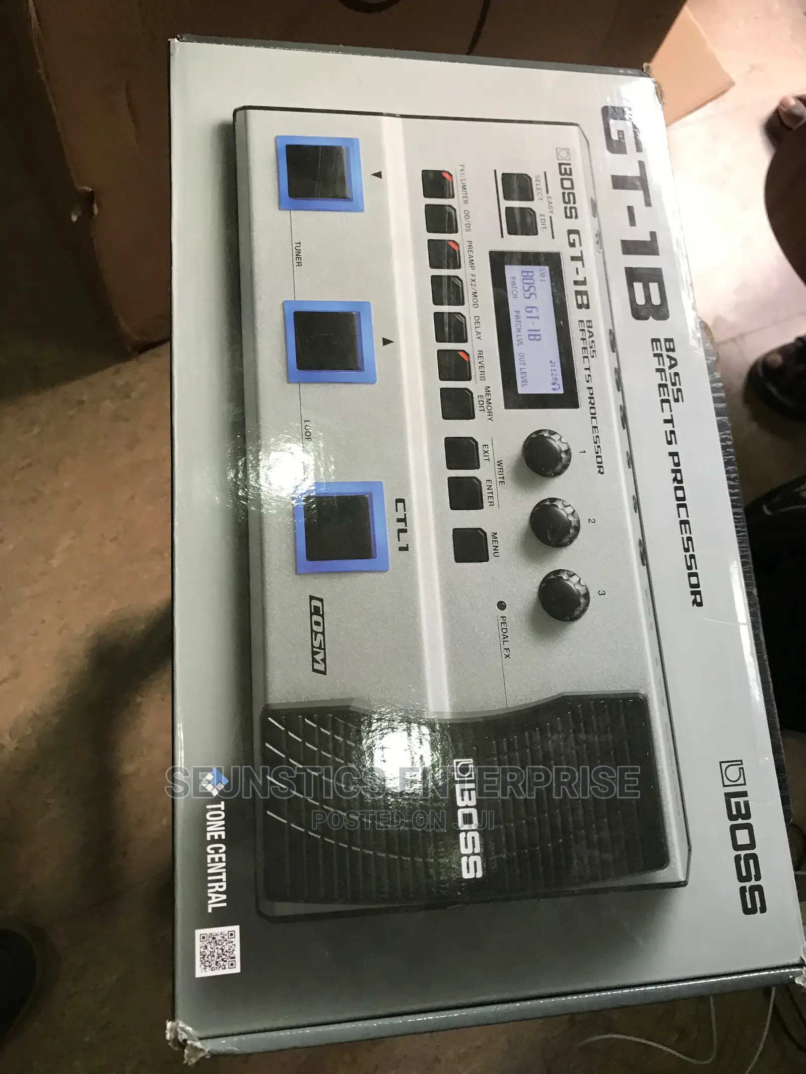 Boss Gt- 1b Bass Effects Processor Pedal