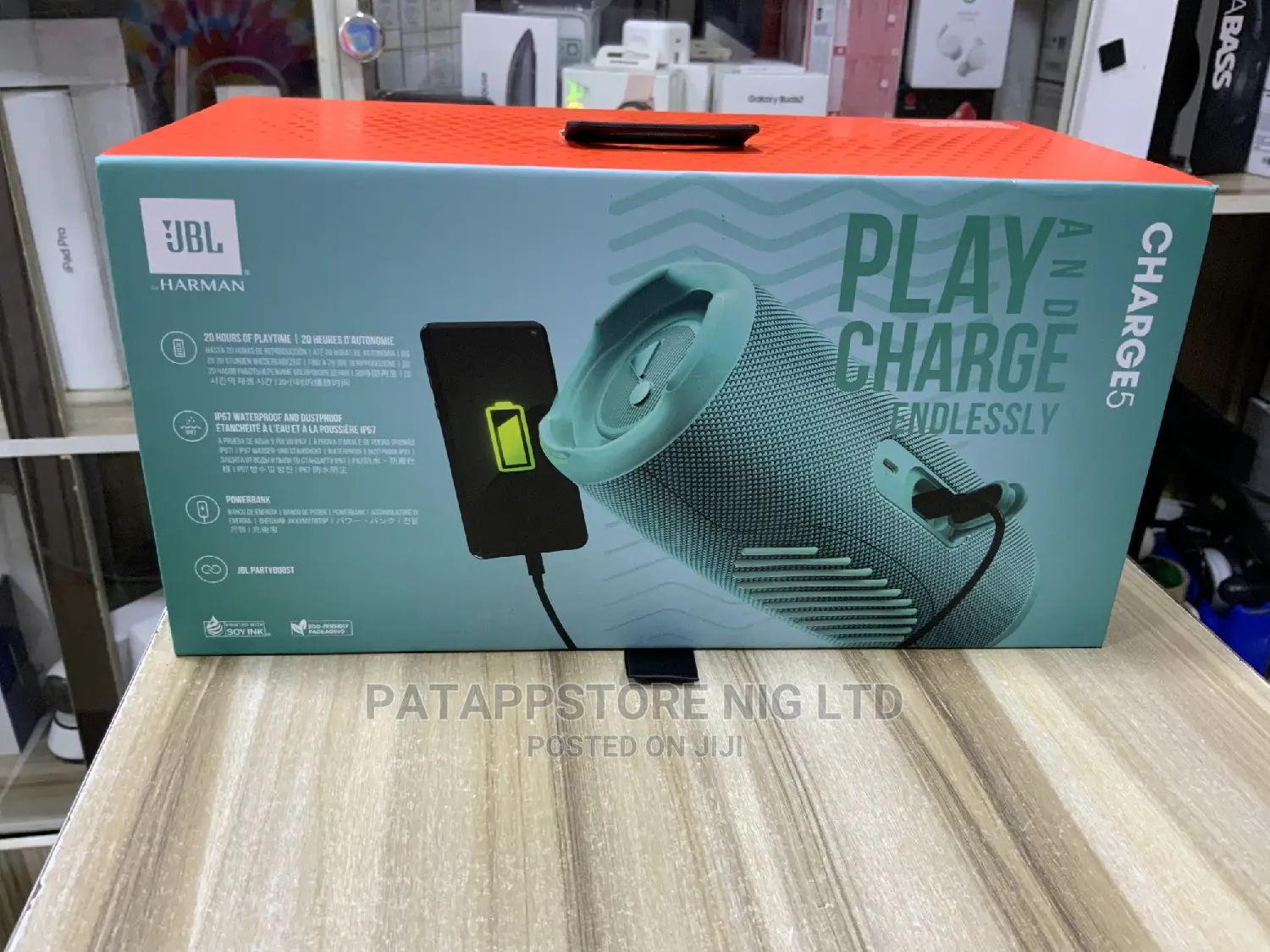 JBL Charge 5