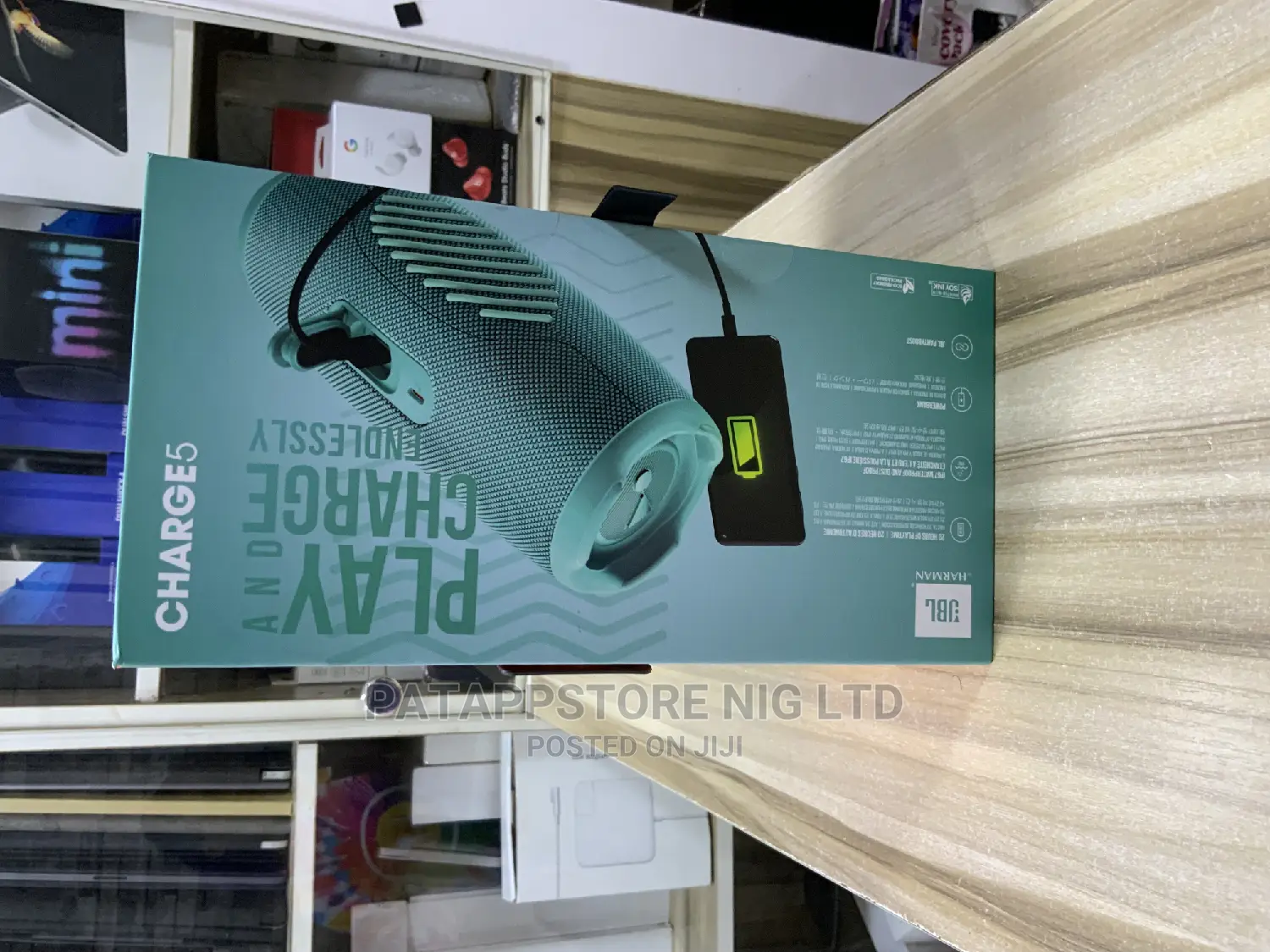 JBL Charge 5