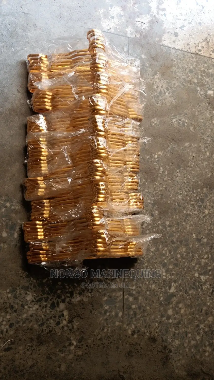 1 Bundle of Luxury Gold Hangers