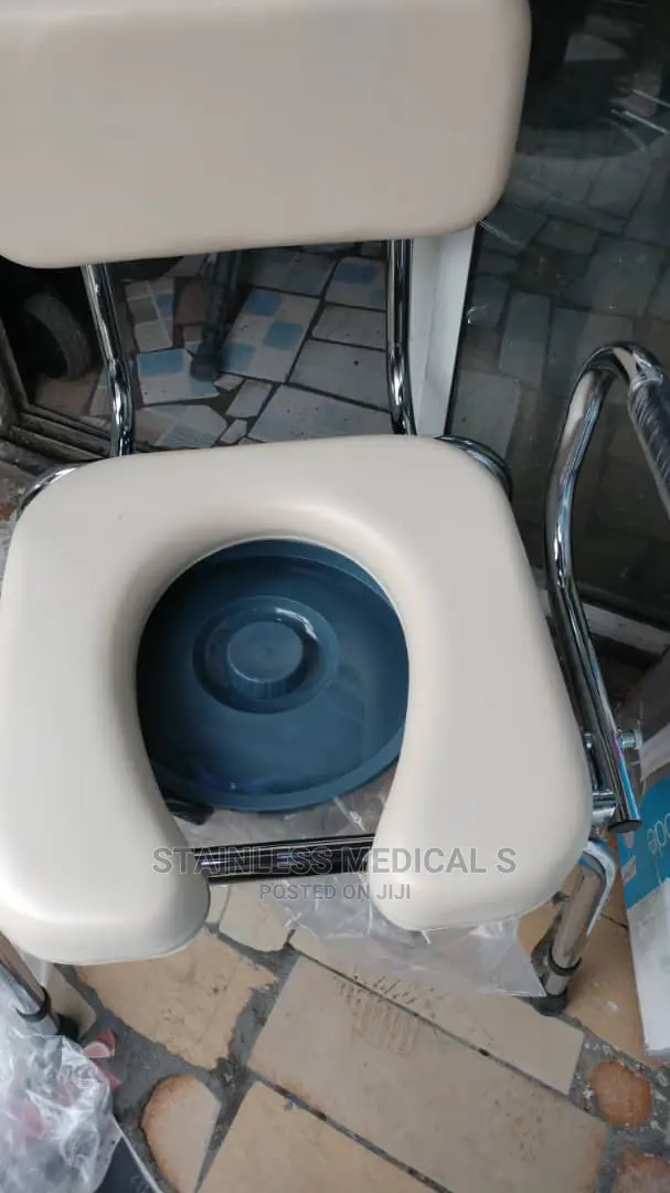 Komod Seat