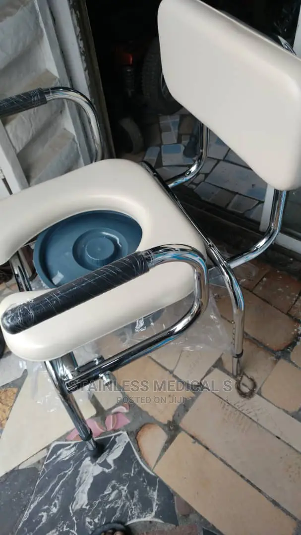 Komod Seat