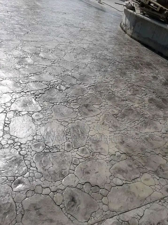 Compound Floor Tiles Design