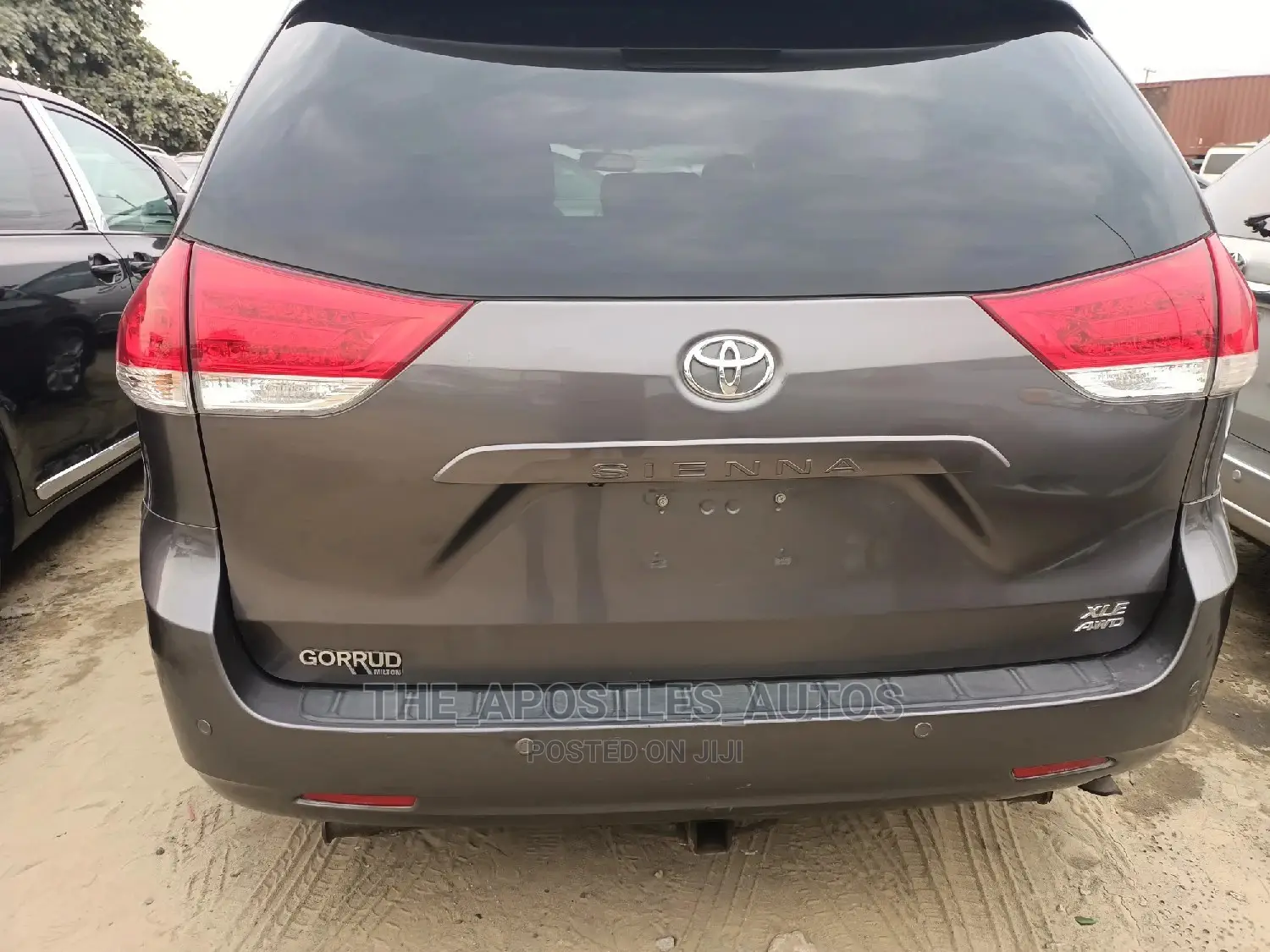Toyota Sienna XLE 8 Passenger 2012 Gray