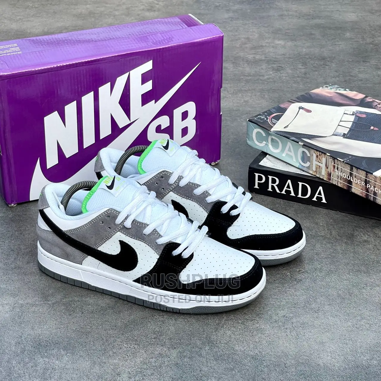 Nike Sb Dunk Low "Chlorophyll"