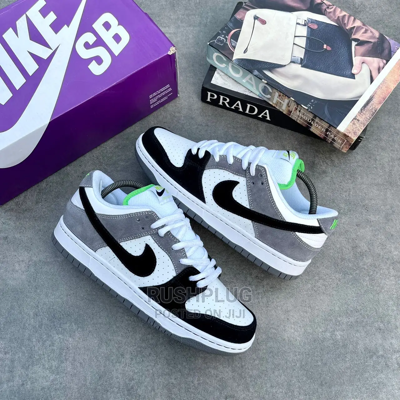 Nike Sb Dunk Low "Chlorophyll"